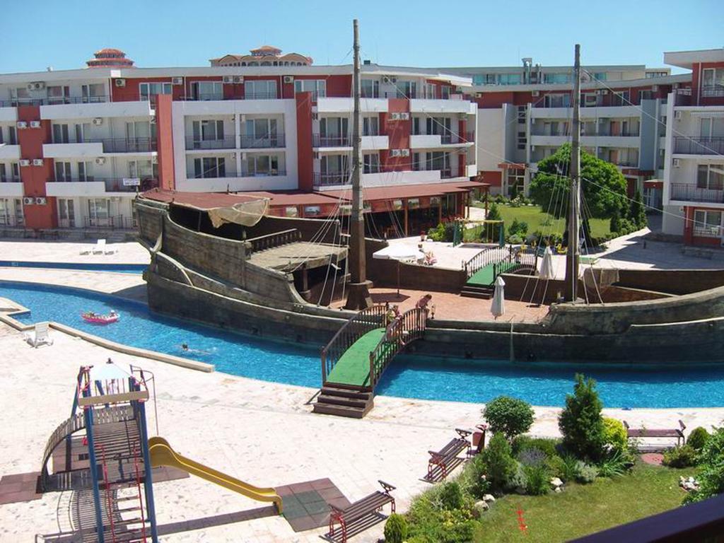Gt Privilege Fort Beach Apartments Elenite Kamer foto
