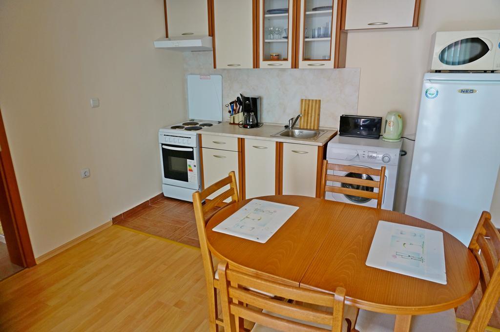 Gt Privilege Fort Beach Apartments Elenite Buitenkant foto
