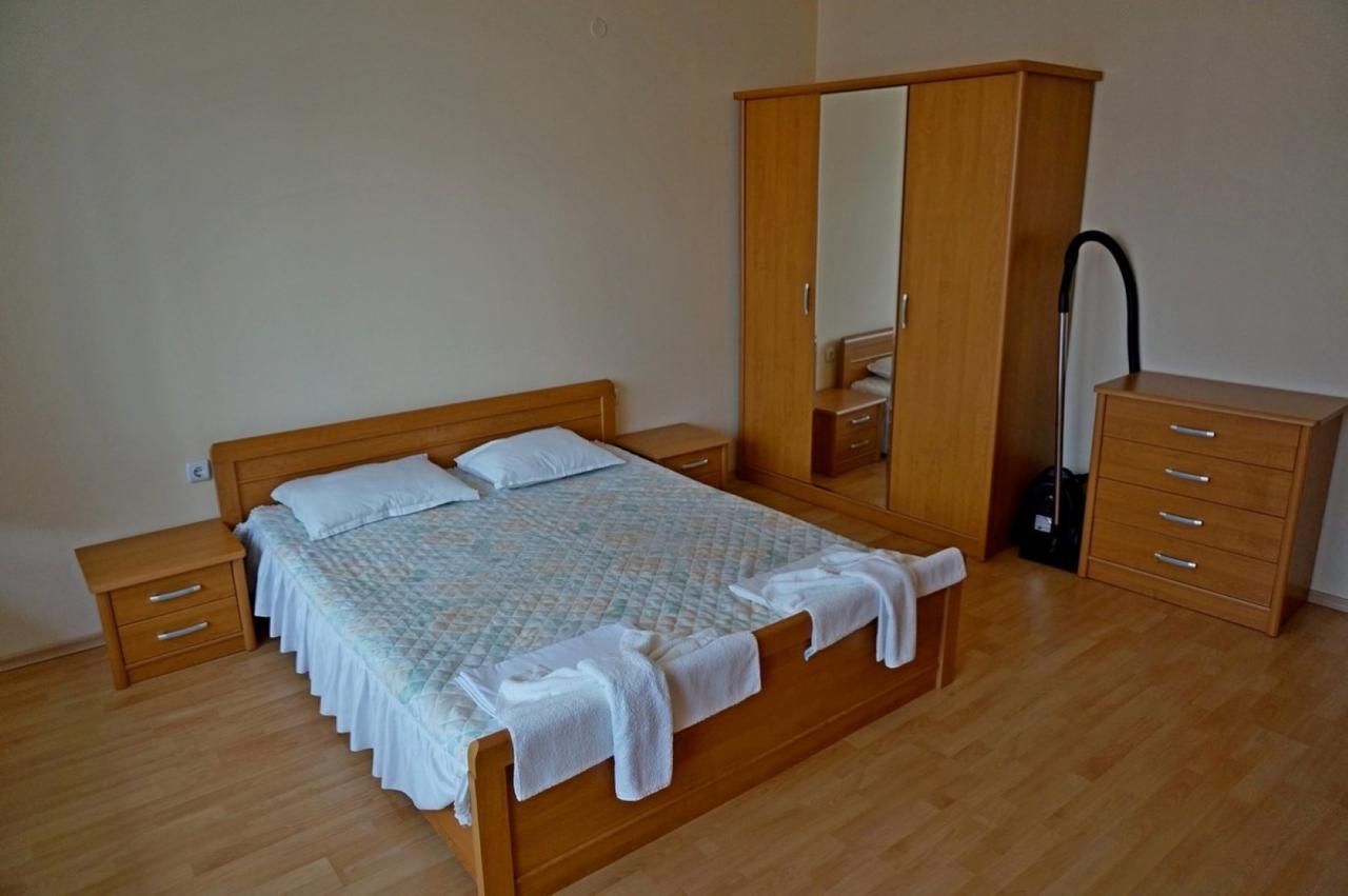 Gt Privilege Fort Beach Apartments Elenite Buitenkant foto