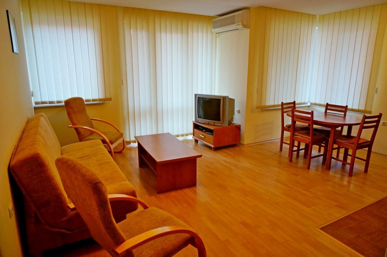 Gt Privilege Fort Beach Apartments Elenite Buitenkant foto