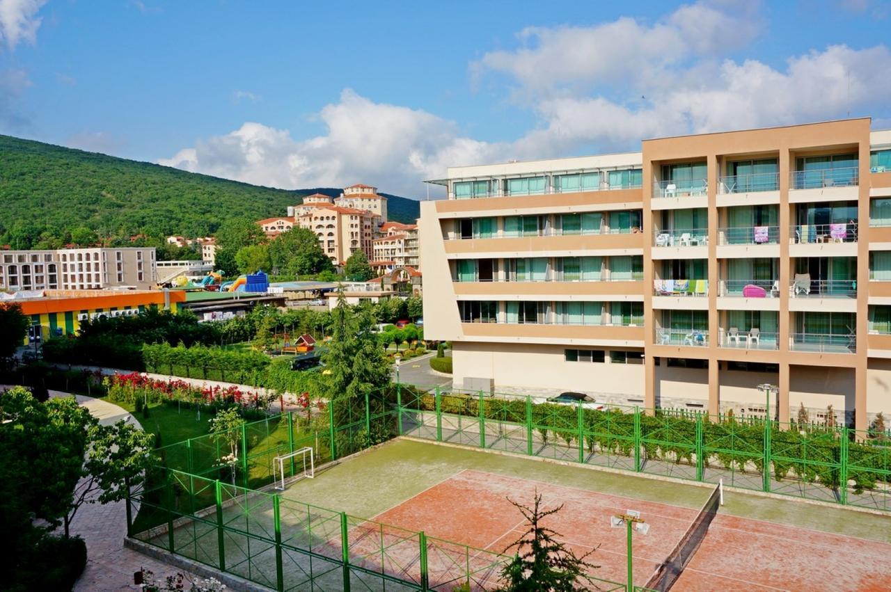 Gt Privilege Fort Beach Apartments Elenite Buitenkant foto