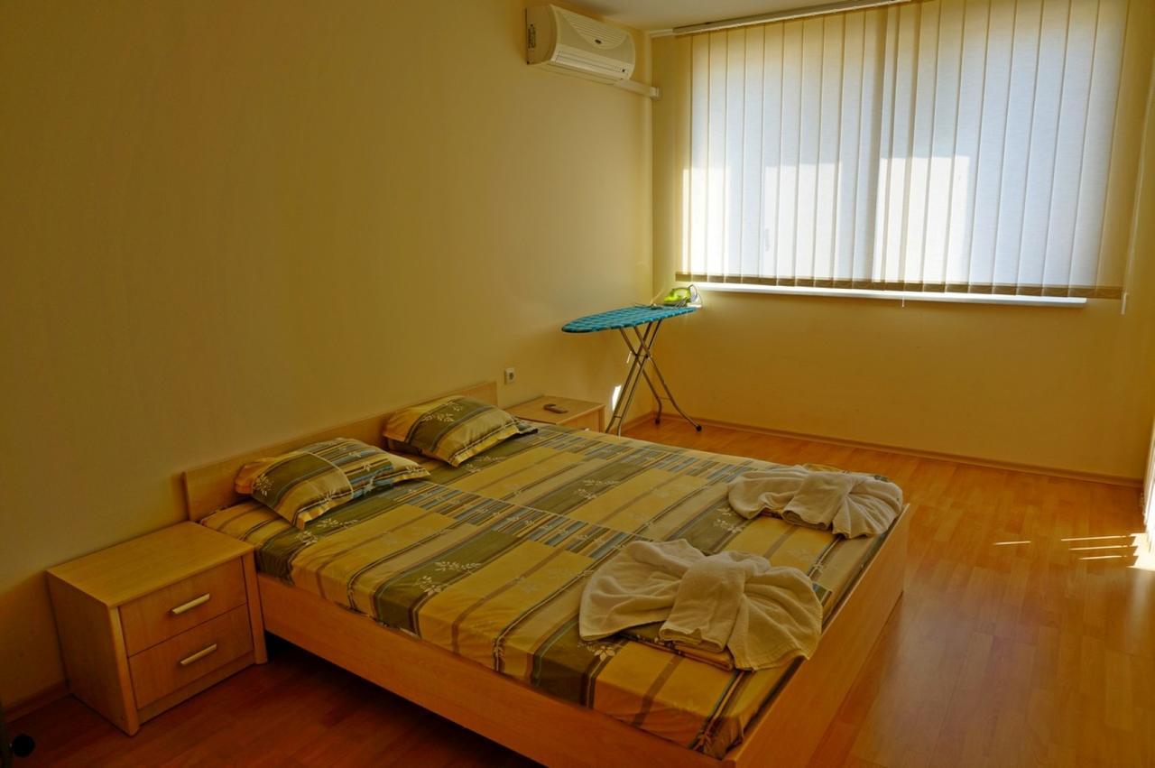 Gt Privilege Fort Beach Apartments Elenite Buitenkant foto