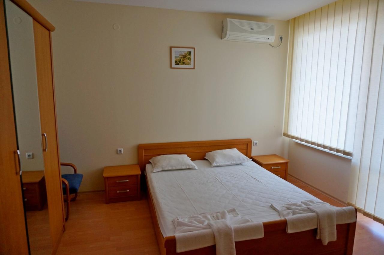 Gt Privilege Fort Beach Apartments Elenite Buitenkant foto