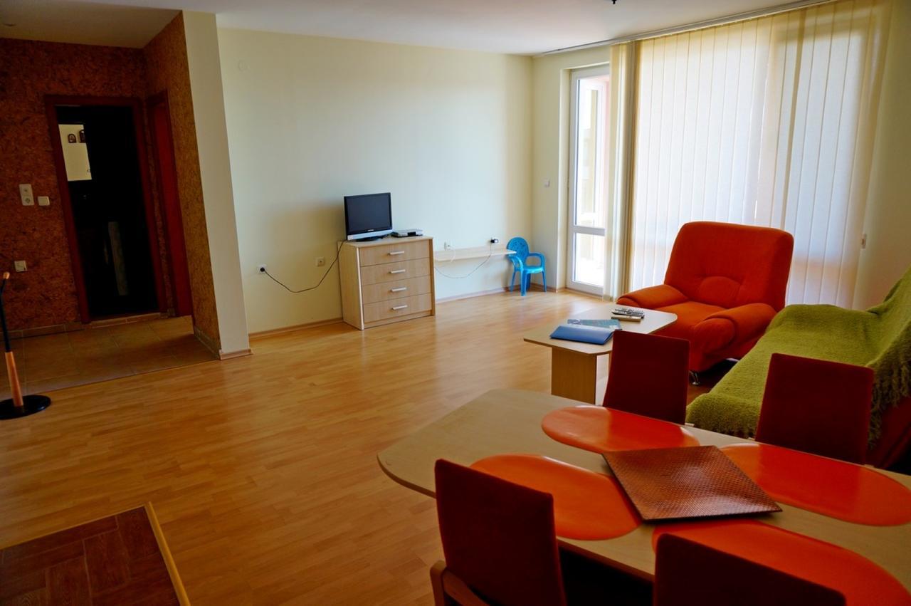 Gt Privilege Fort Beach Apartments Elenite Buitenkant foto