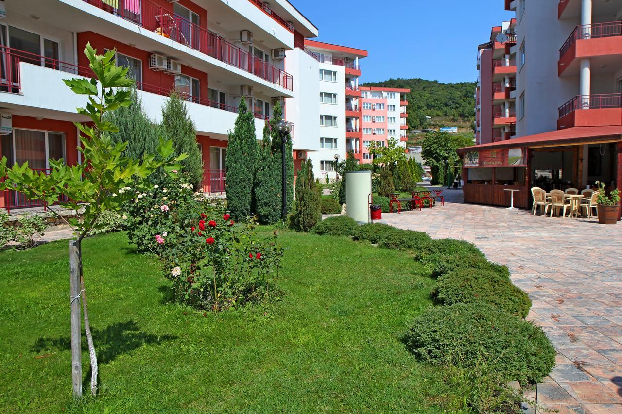 Gt Privilege Fort Beach Apartments Elenite Buitenkant foto